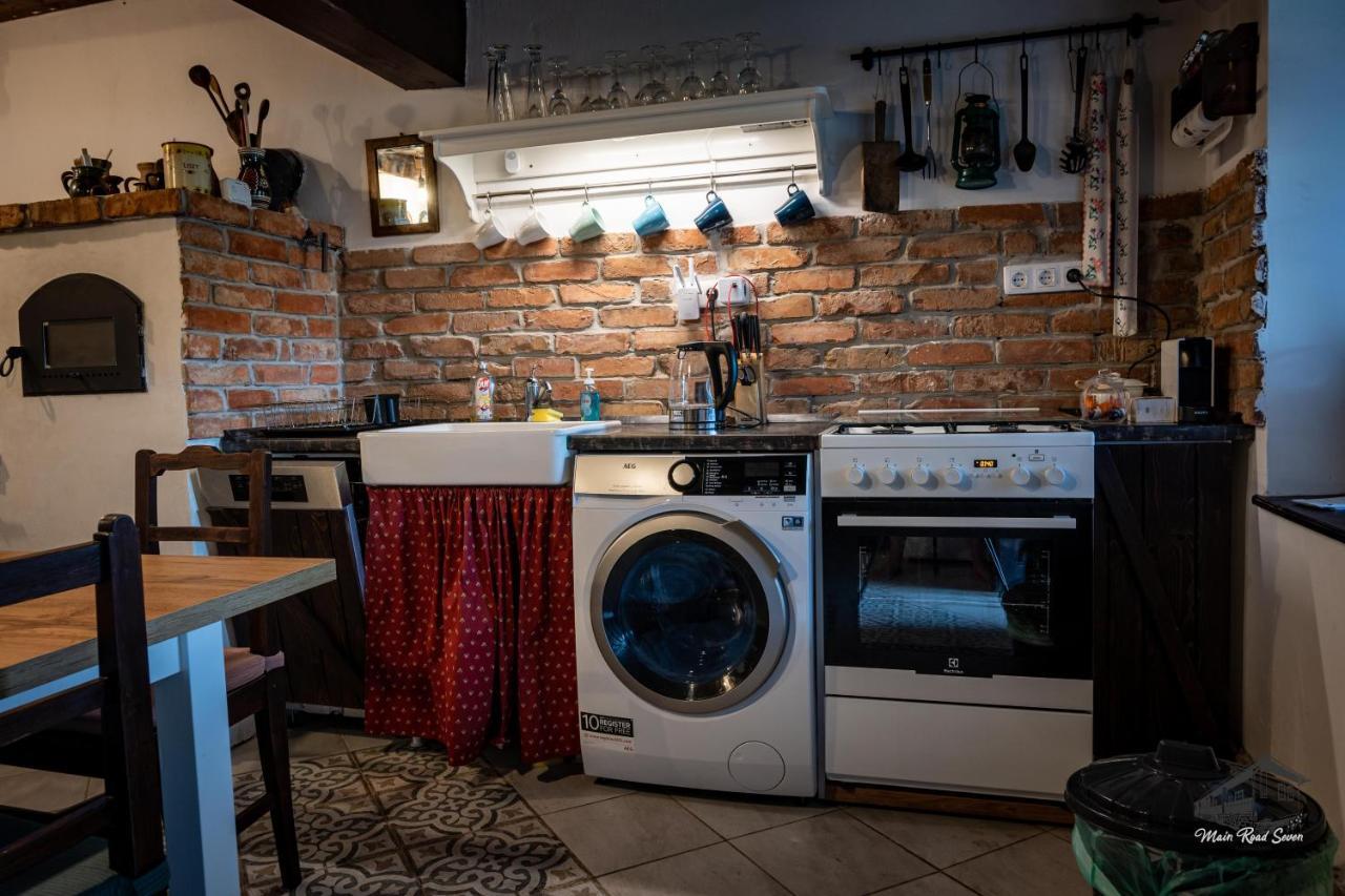 Main Road Seven Vendeghaz Apartment Fuzerradvany Ngoại thất bức ảnh